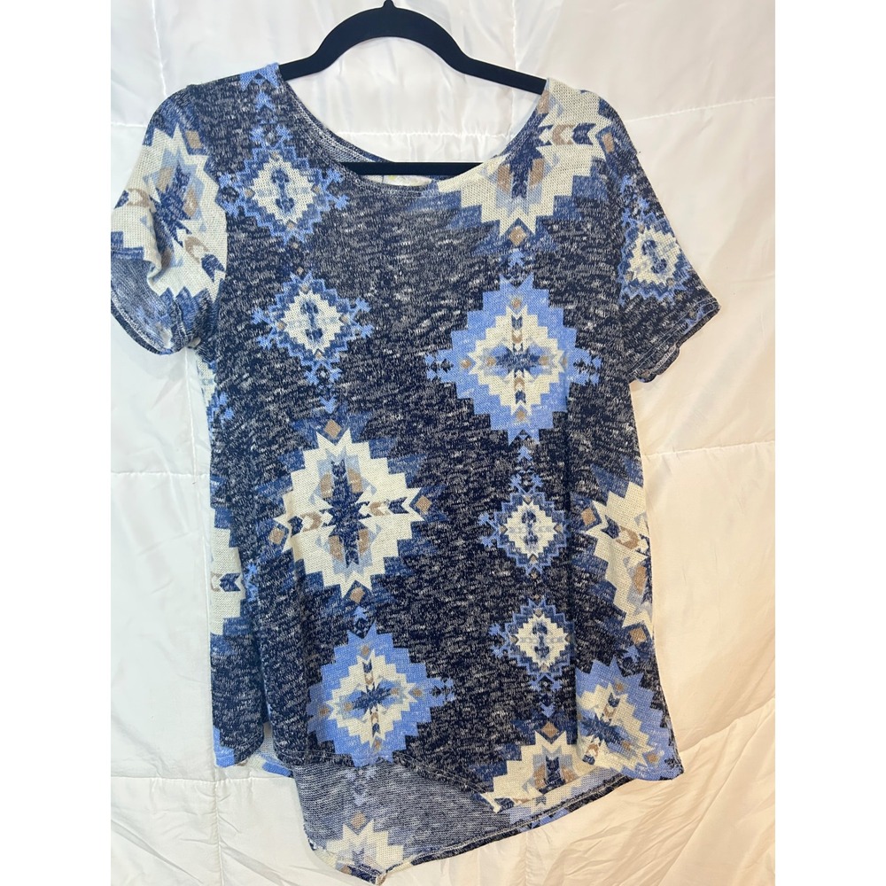 RUE‎ JUDY Blue White Geometric Print Tunic Top Women's Medium Short Sleeve